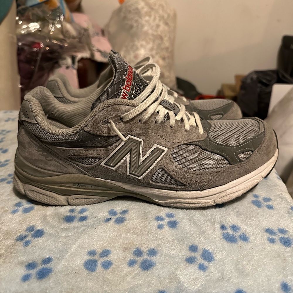New Balance 990v3 - Size 9.5 Mens